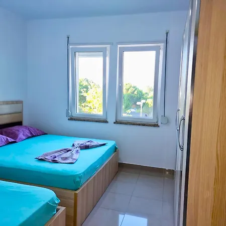 Grand Europa - 2-1 Apartment *